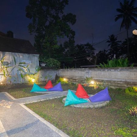 Aura Dormitory House Ubud 외부 사진